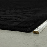 Carpet Dots 200x300 Pure Black